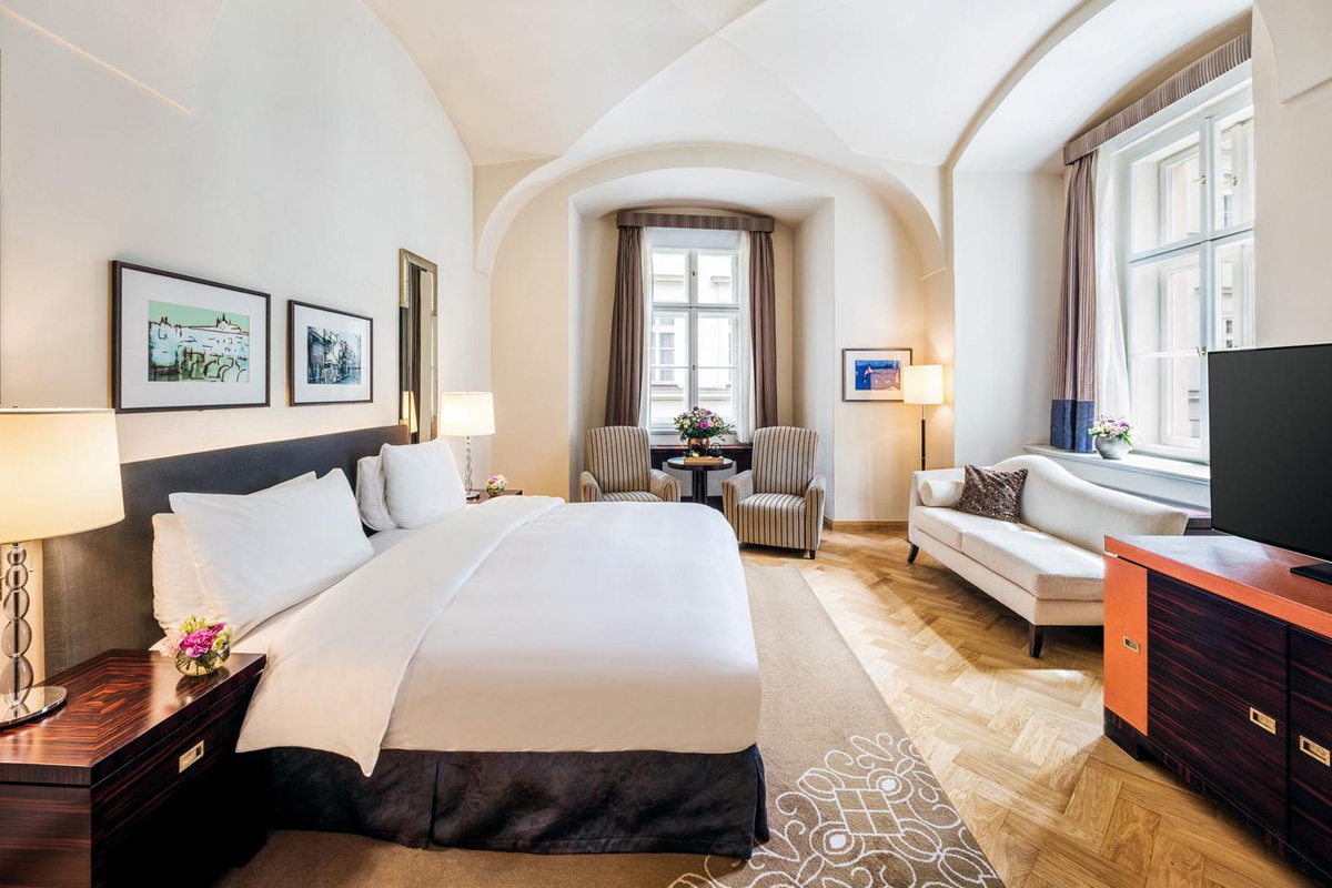 Mandarin Oriental, Prague