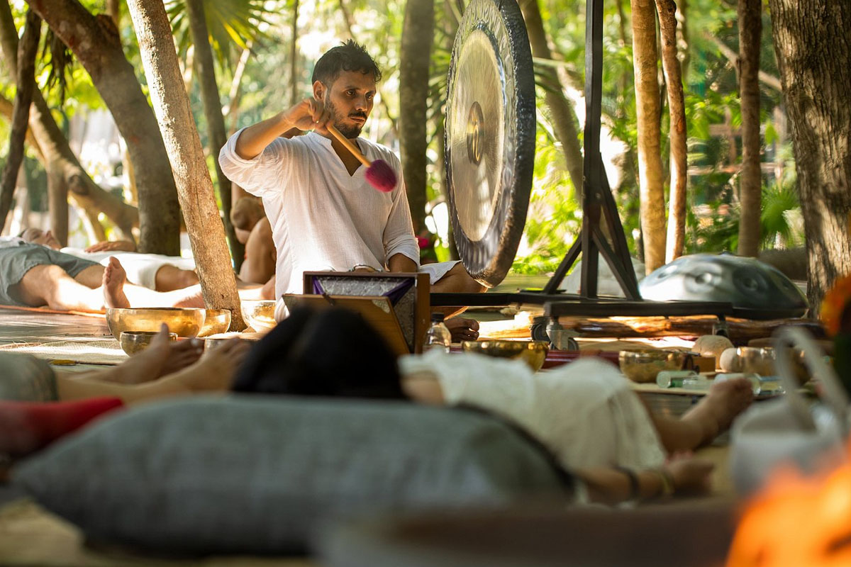 Palmaia, The House of AiA