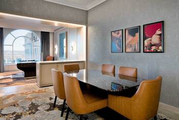 Venetian Prestige Newly Remodeled Grand King, at The Venetian