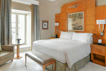 Heritage Deluxe Room, at The Savoy
