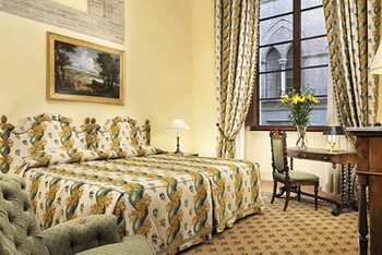 Connecting room, at Grand Hotel Continental Siena