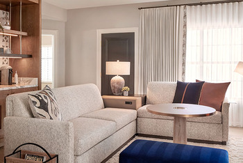 Privado One Bedroom Suite Golf View 1 King, at Fairmont Scottsdale Princess