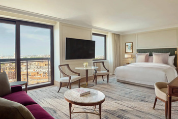 Junior Suite City View, at Jumeirah Carlton Tower