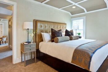 Inn Suite at White Elephant Village, at White Elephant