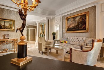 Grand Deluxe Suite Hassler, at Hotel Hassler