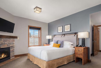 ADA Accessible, Mobility/Hearing Accessible Guestroom 1 Bedroom Suite King, at Teton Mountain Lodge & Spa