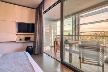 Executive Room Mountain View, at Life Gallery Athens