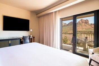 ADA Accessible Cliffs King ADA - 100 steps from L