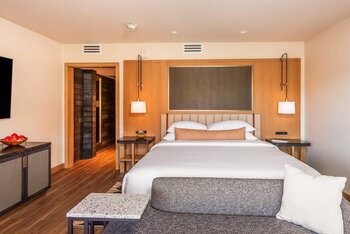 Cliffs King - 100 steps from L