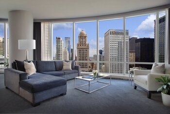 Grand Deluxe River View One Bedroom Suite, at Trump Chicago