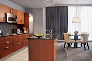 Deluxe King One Bedroom Suite City View, at Trump Chicago