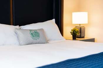ADA Accessible King Room Handicap Accessible with Roll in Shower, at Hanover Inn Dartmouth