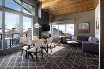 Three Bedroom Suite, at Hotel Terra Jackson Hole