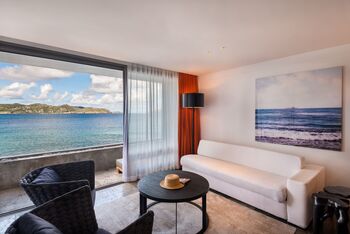 Ocean Panoramic Junior Suite, at Hotel Christopher