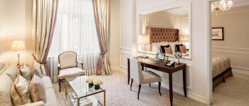 Junior Suite Courtyard, at Fairmont Hotel Vier Jahreszeiten