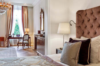 Junior Suite Lake View King, at Fairmont Hotel Vier Jahreszeiten