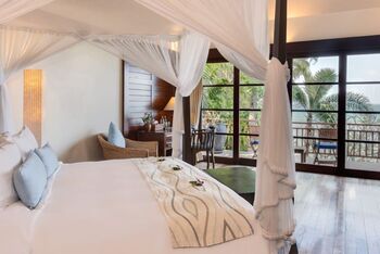 Four Bedroom Oceanfront Pool Residence, at Napasai, Koh Samui