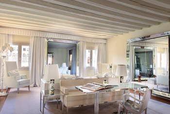 Grand Canal Suite, at Palazzina G