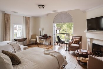 Deluxe Double Room, at El Encanto