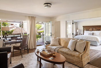 Hummingbird Suite, at El Encanto