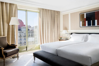 Deluxe Passeig de Gracia Room, at Majestic Hotel & Spa Barcelona