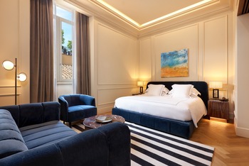 First Suite, at The First Roma Arte