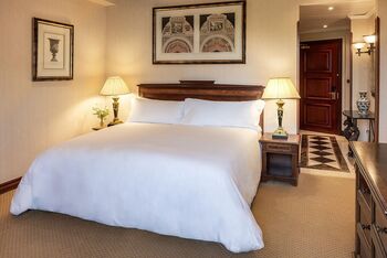 1 King Premium Club Lounge Access Castellana View, at InterContinental Madrid