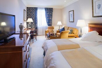 2 Twin Premium Club Lounge Access Castellana View, at InterContinental Madrid