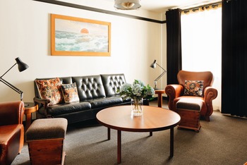 Bi-Level Suite, at Chicago Athletic Association Hotel