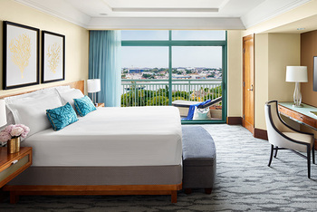 2 Bedroom Harbour Suite, at The Reef at Atlantis