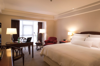 Swiss Advantage 1 King, at Swissotel Lima