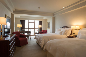 Executive City View 2 Doubles, at Swissotel Lima