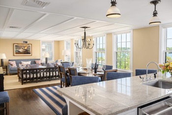 Piping Plover Suite, at Weekapaug Inn