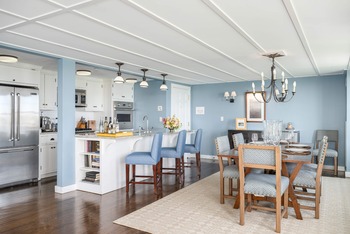 Great Egret Suite, at Weekapaug Inn