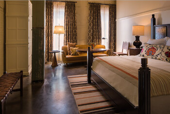 Landmark Brewhouse King, at Hotel Emma