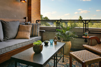 ADA Accessible Terrace River Cellar King Accessible, at Hotel Emma