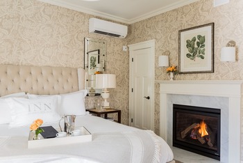 Deluxe King - Isaac Mullikan House, at The Inn at Hastings Park