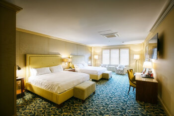 Valley Tower: Valley Tower Deluxe 2 Queen, at French Lick Springs Hotel