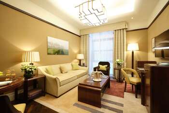 Classic Suite, at The Beaumont Mayfair