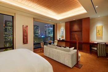 Premier Room, 2 Twin or Single Beds, City View, at The Peninsula Tokyo