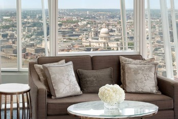 Iconic City View Room, 2 Twin Beds, at Shangri-La The Shard, London