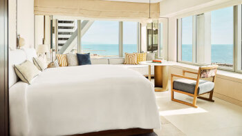 Seascape, Guest room, 1 King, Seafront, Corner room, at Hotel Arts Barcelona