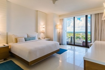 One-Bedroom Ocean View Residence with One King Bed (West Tower), at Grand Hyatt Baha Mar