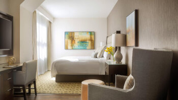 Poet, Guest room, 1 King, at JW Marriott Houston Downtown