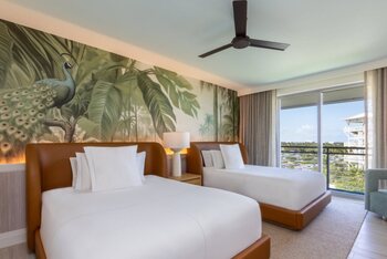 Ocean View Two Queens, at SLS Baha Mar