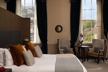 1 Bedroom Suite Charlotte Square View, at Kimpton Charlotte Square