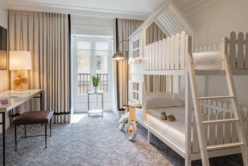 Family Suite with a view, at Hotel du Louvre Paris, a Hyatt Hotel