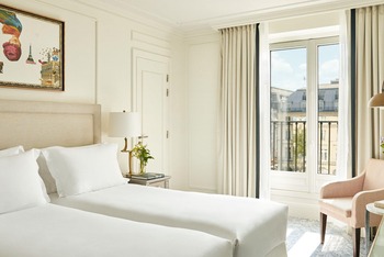 2 Twin Beds Deluxe View, at Hotel du Louvre Paris, a Hyatt Hotel