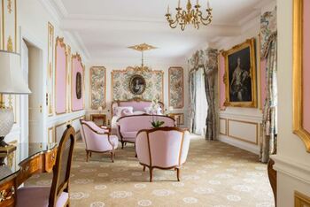 Signature Junior Suite, at Le Negresco