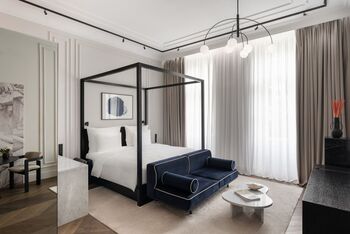 Grand Deluxe Room, at The Amauris Vienna